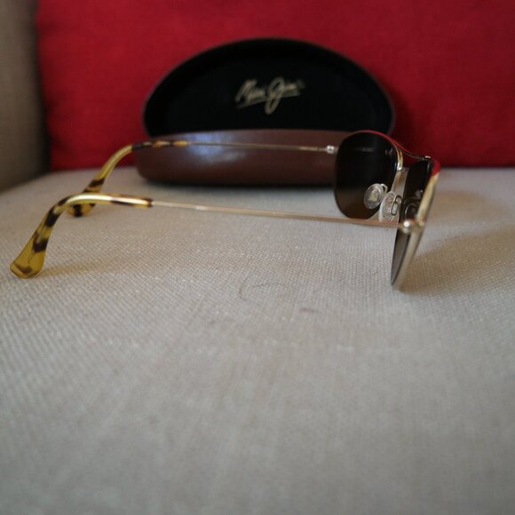 Maui Jim Baby Beach Aviator in Gold w/ Bronze Lens - Picture 9 of 13